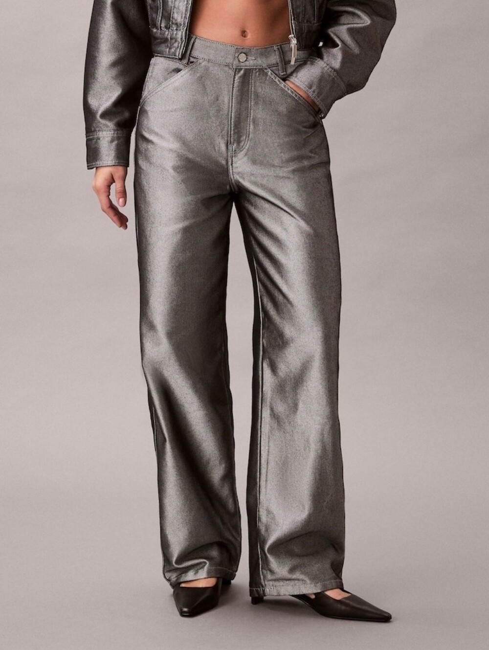 Calvin Klein Jeans Metallic Gray Barrel Leg Flare Jeans 28/6 NWT